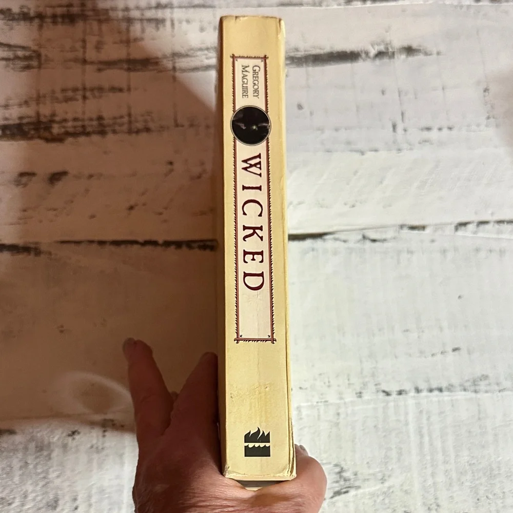 Wicked: The Life and Times of the Wicked Witch of the West Book